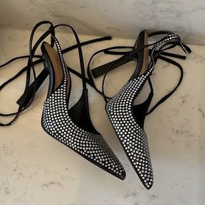 Inc. pointed toe sparkly Holiday heel pump Size 5